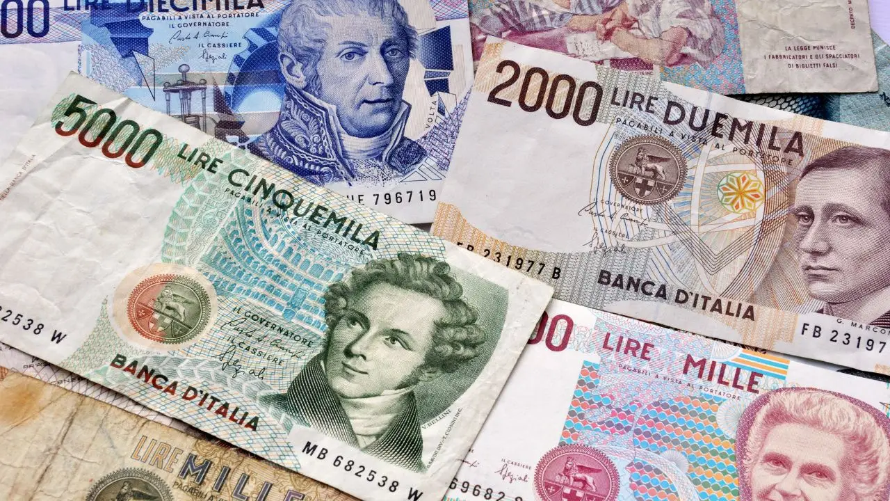 Hai una collezione di lire? Come venderla nel modo giusto (e senza fregature)
